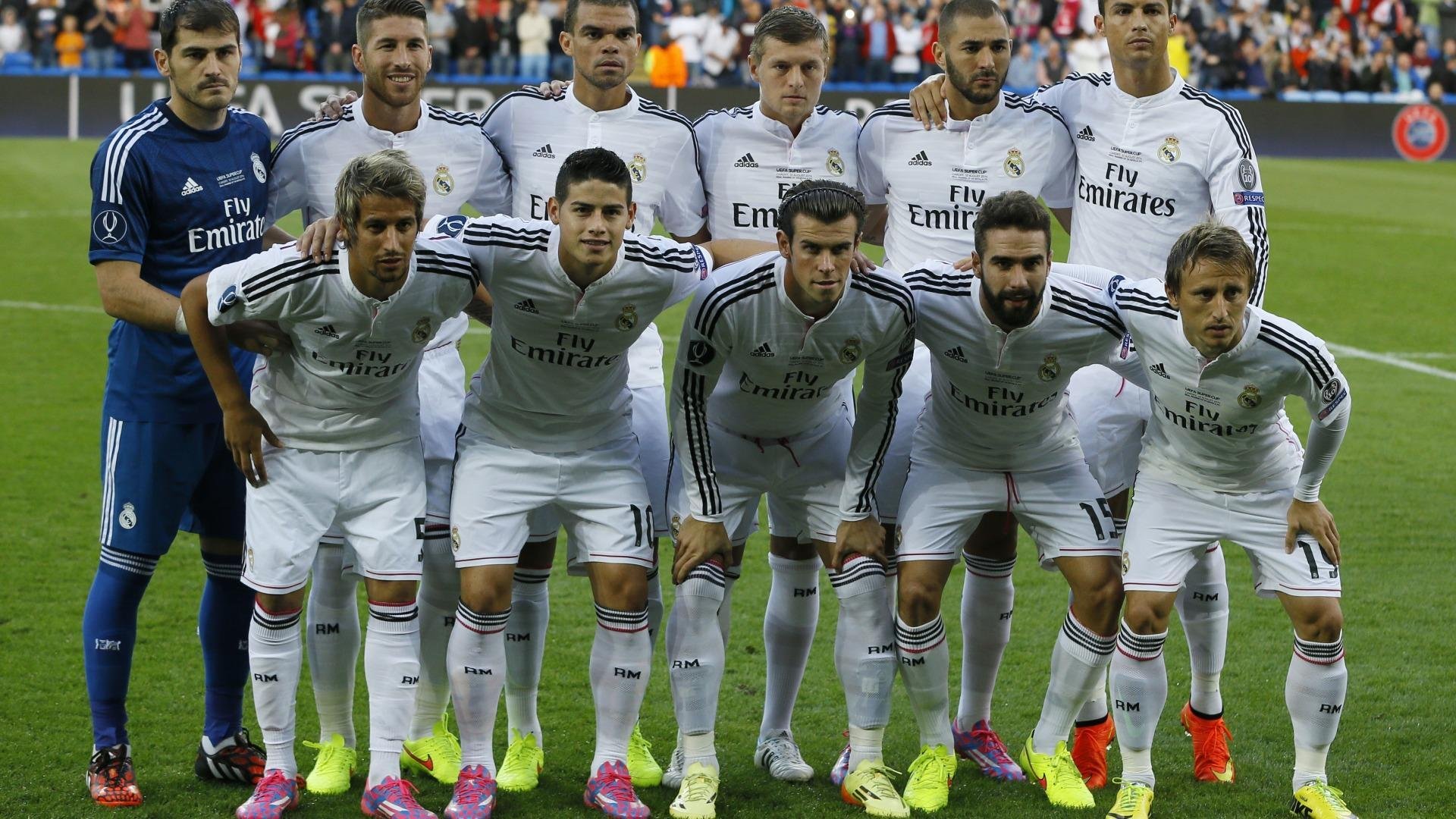 开云体育入口-公牛发起“篮球进校园”公益项目，助力青少年成长，公牛篮球队